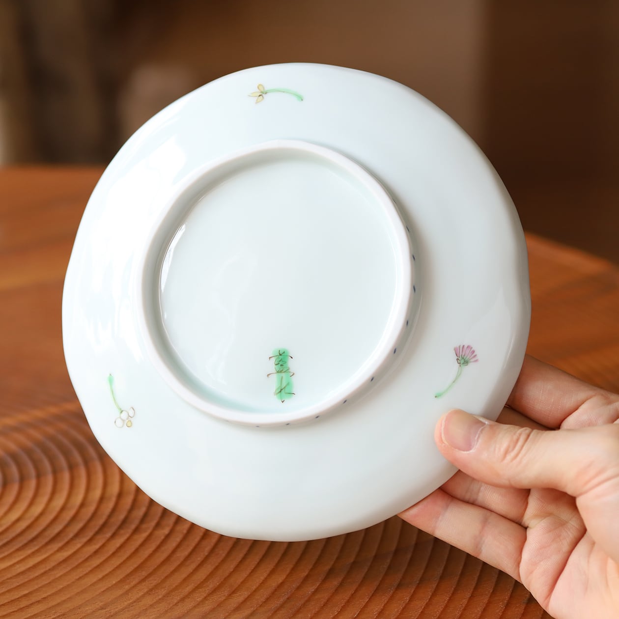 藍水　中皿　作家　波佐見焼　器　食器 うつわ藍水 ｜ 6寸皿（約18cm） 花暦（4色）｜ 波佐見焼 | にっこう