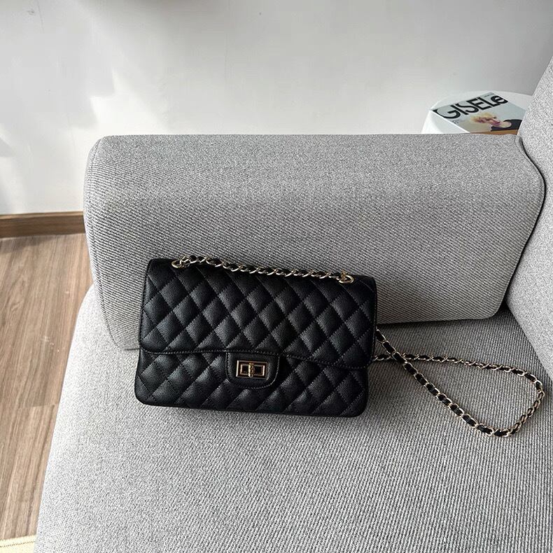 美品✨GUCCI グッチ　ショルダーバッグ　gg柄　キャンバンス　131236 GGキャンバス 未使用品 GUCCI グッチ ショルダーバッグ ユニセックス