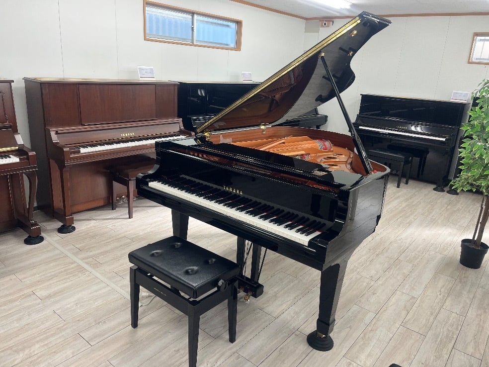 ☆76412【アップライトピアノ】YAMAHA UX50Bl | リユース専門店エプコ