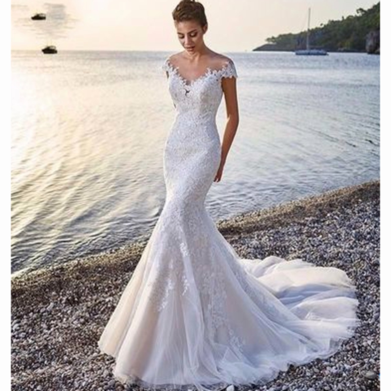 高品質！ ウエディングドレス ホワイト オフショルダー 3D立体レース  