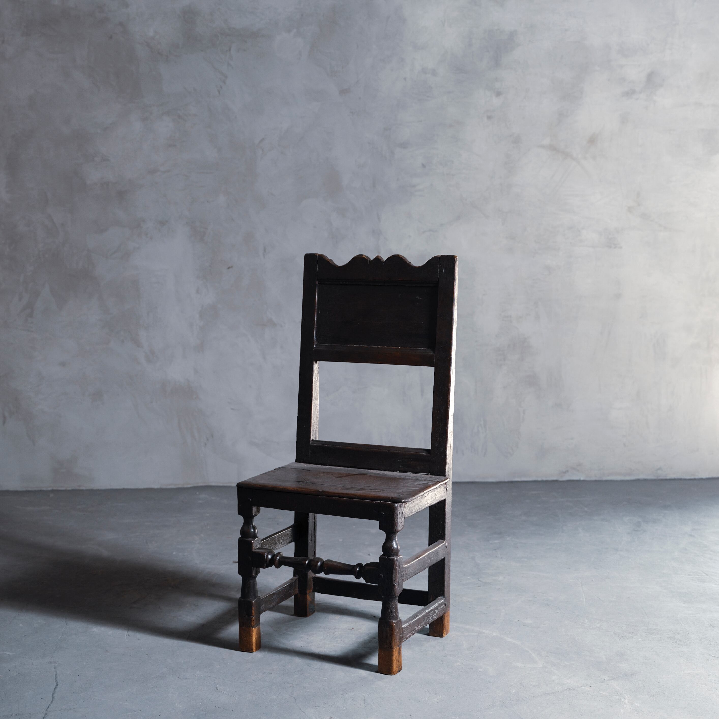 チェア/アンティークチェアー/アンティーク家具/希少/ディスプレイ/店舗什器/撮影アイテム/空間装飾