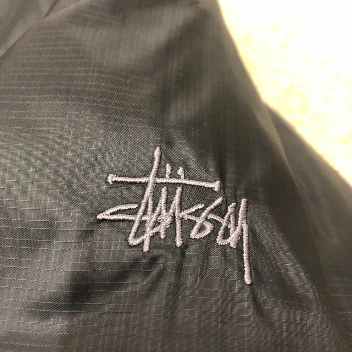 90s OLD STUSSY/Down Jacket/紺タグ/L/ダウンジャケット/刺繍ロゴ 