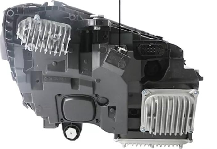 メルセデスベンツ Cクラス W205 2014-2019 グレードアップヘッドライト