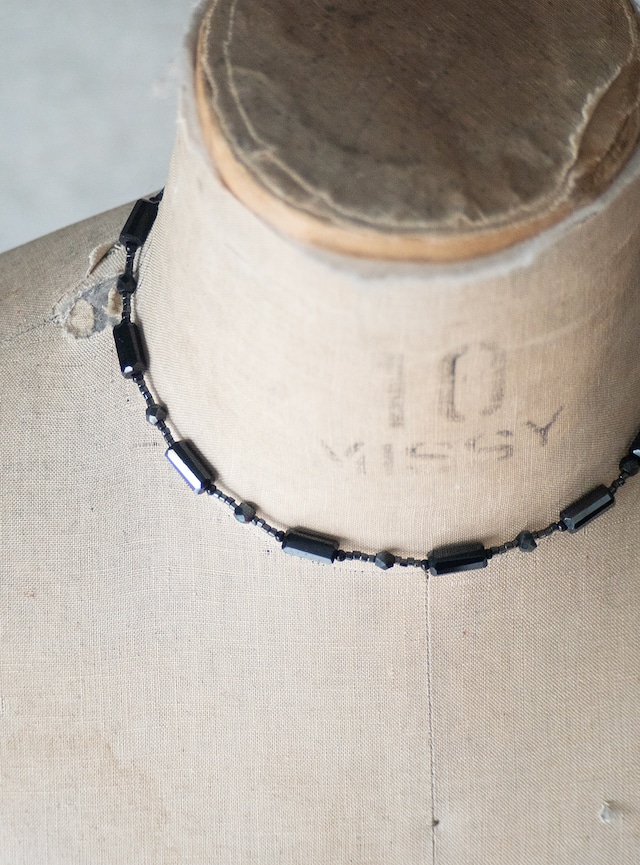 unknown used Glass beads necklace