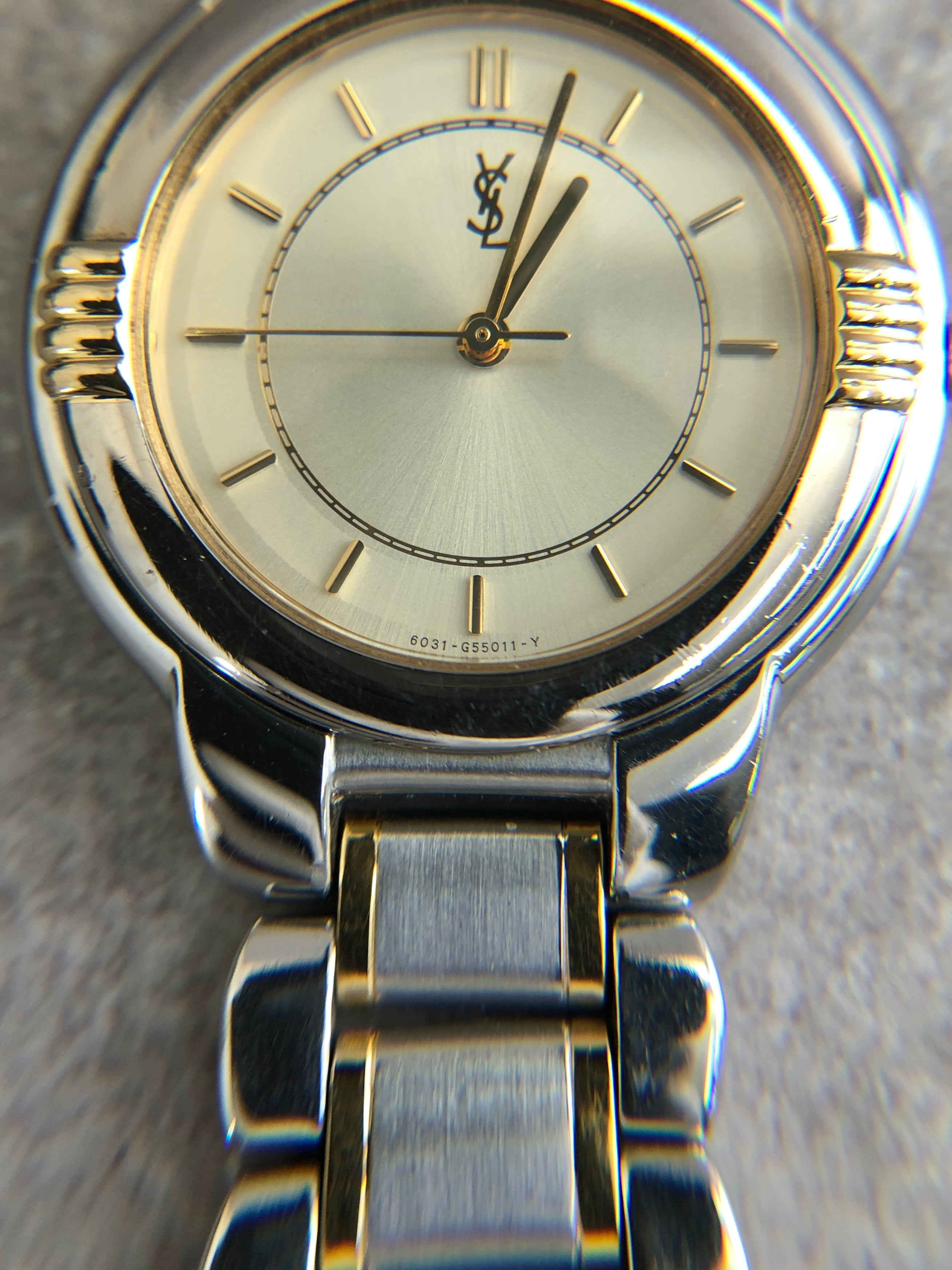 Yves Saint Laurent イヴ・サンローラン 腕時計 シルバー YSL