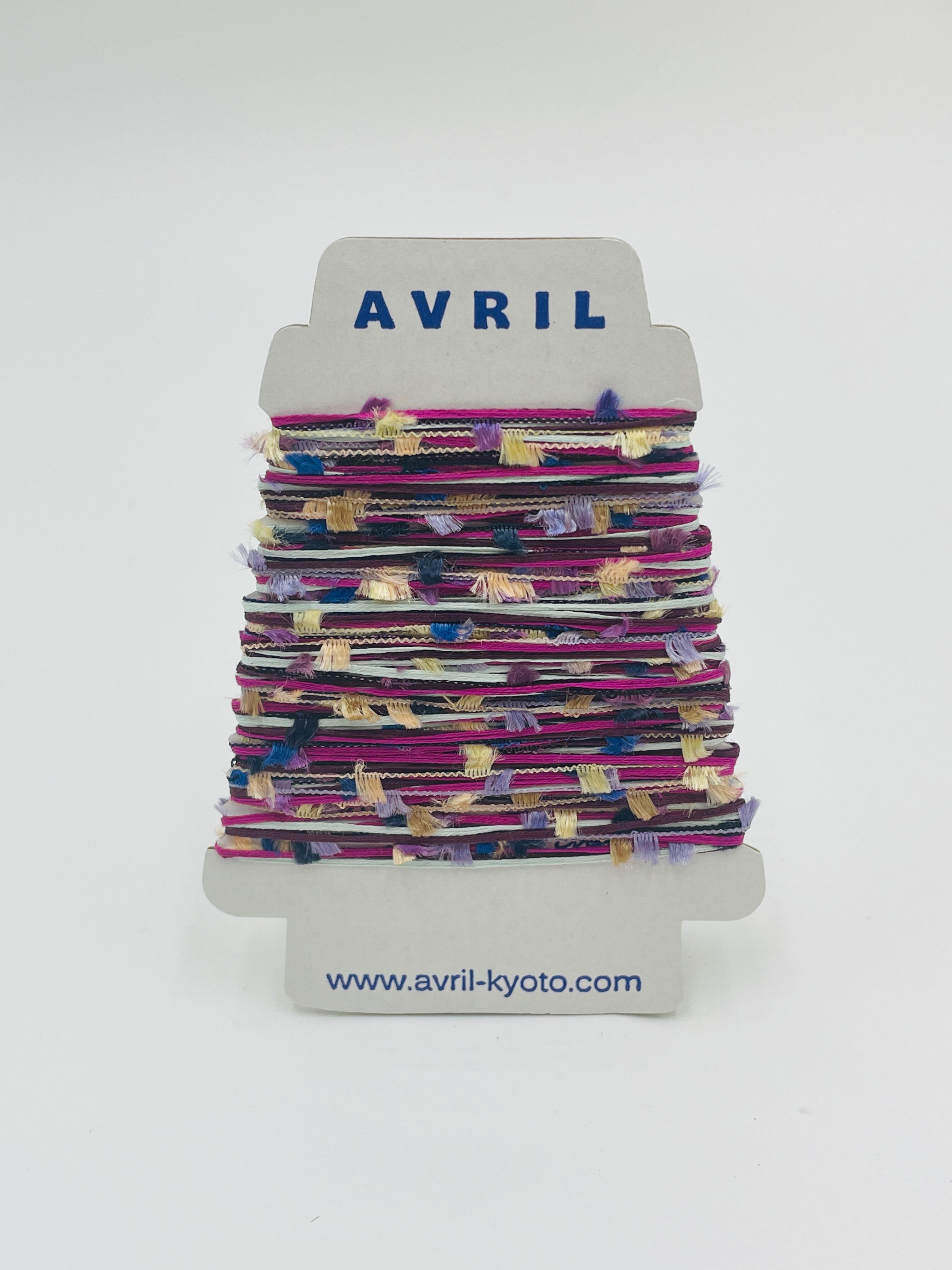 集めたくなる♬楽しい♬可愛い♡『ちょこっと巻きのファンシー糸』AVRILペラコーン213