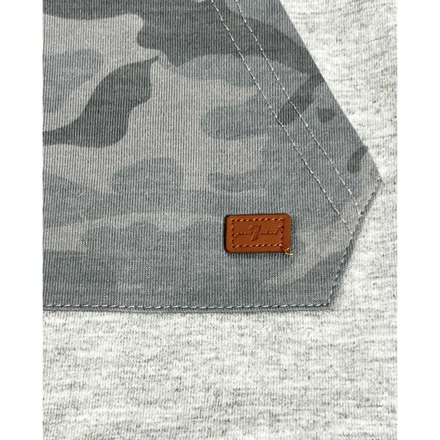 【7 for all mankind】ロンパース（迷彩・半袖）出産祝い　日本未発売　リンクコーデ