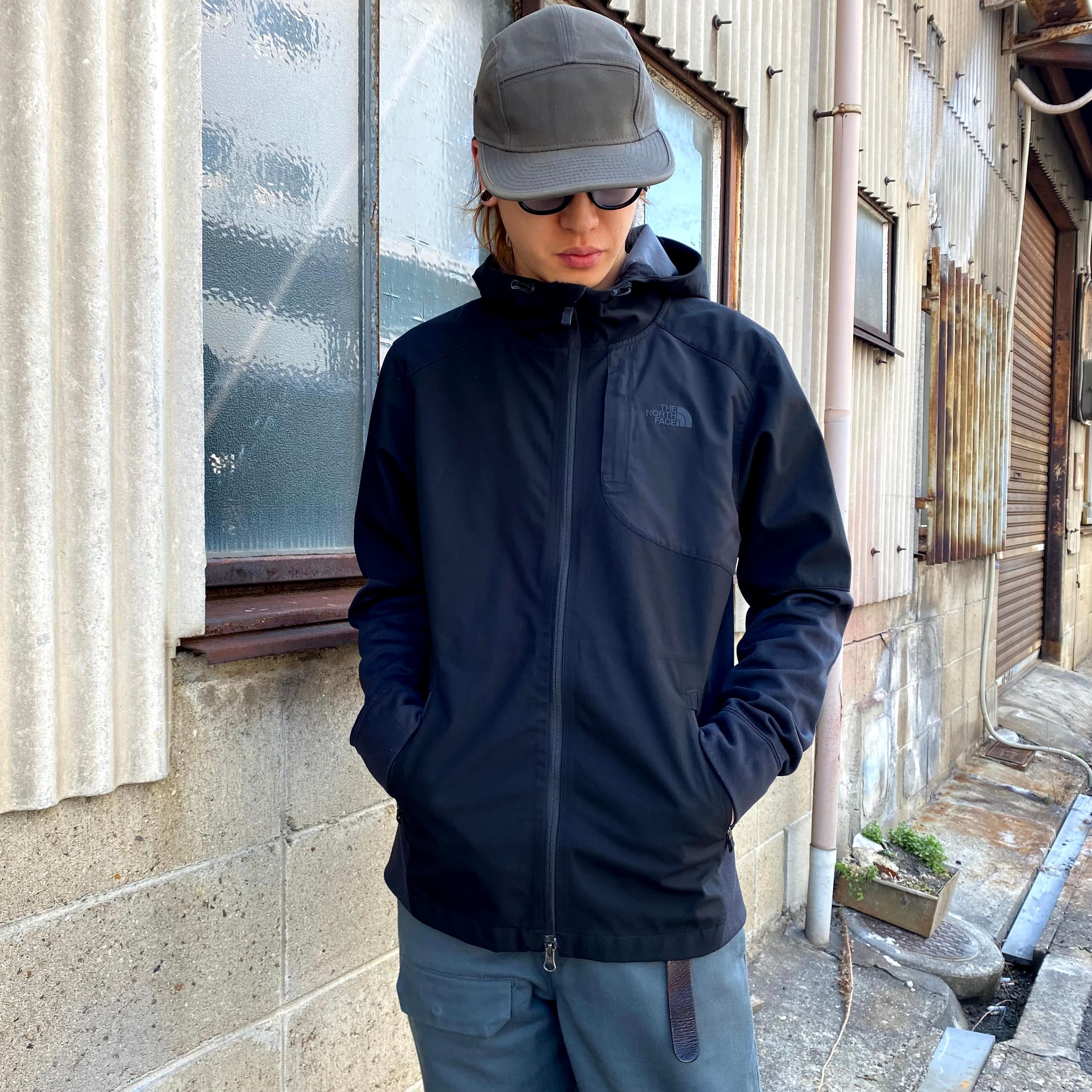 THE NORTH FACE ザ ノースフェイス ソフトシェルジャケット メンズM 古着 ナイロンジャケット ブラック 黒 【アウトドアジャケット】  | cave 古着屋【公式】古着通販サイト powered by BASE