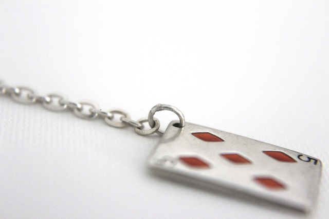 The five of diamonds / Vintage Charm Earring <Single>