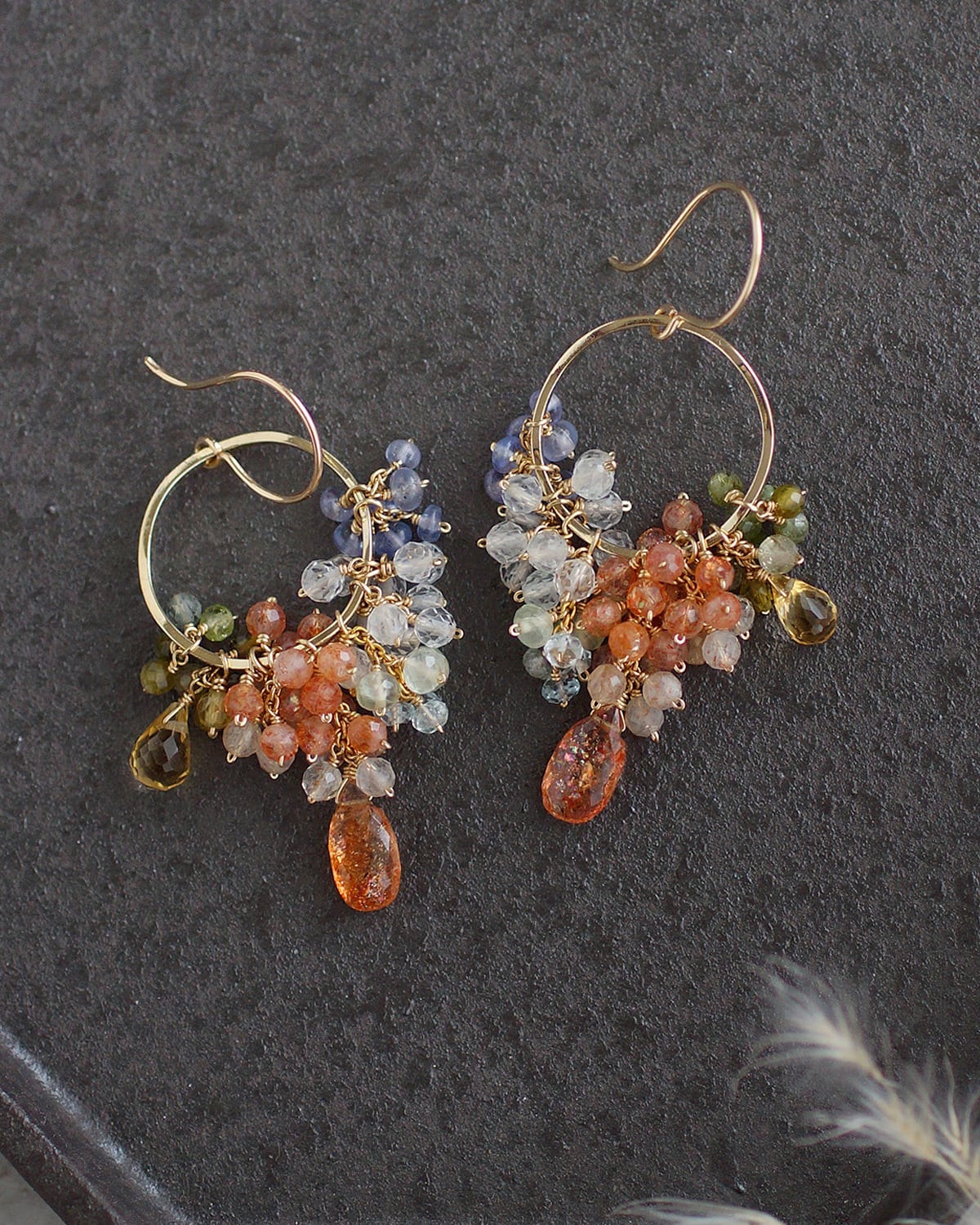 サンストーンと秋色石のリングピアス | Ruan aree │ 心に潤いを