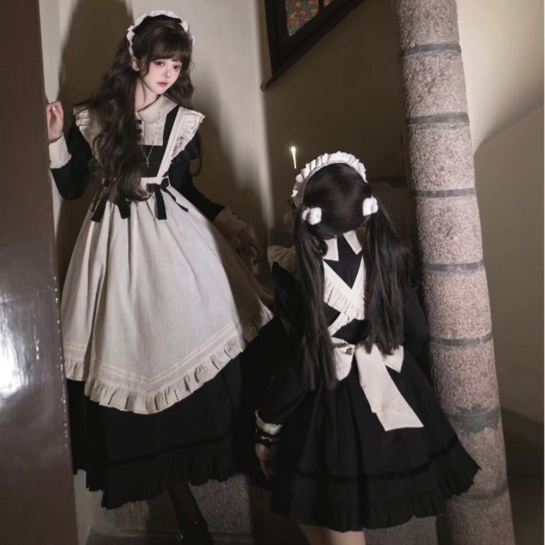 ロリータスタイル ゴスロリメイド服　エプロンレース エプロン メイド ロリータ ポケット付き ハート リボン フリル