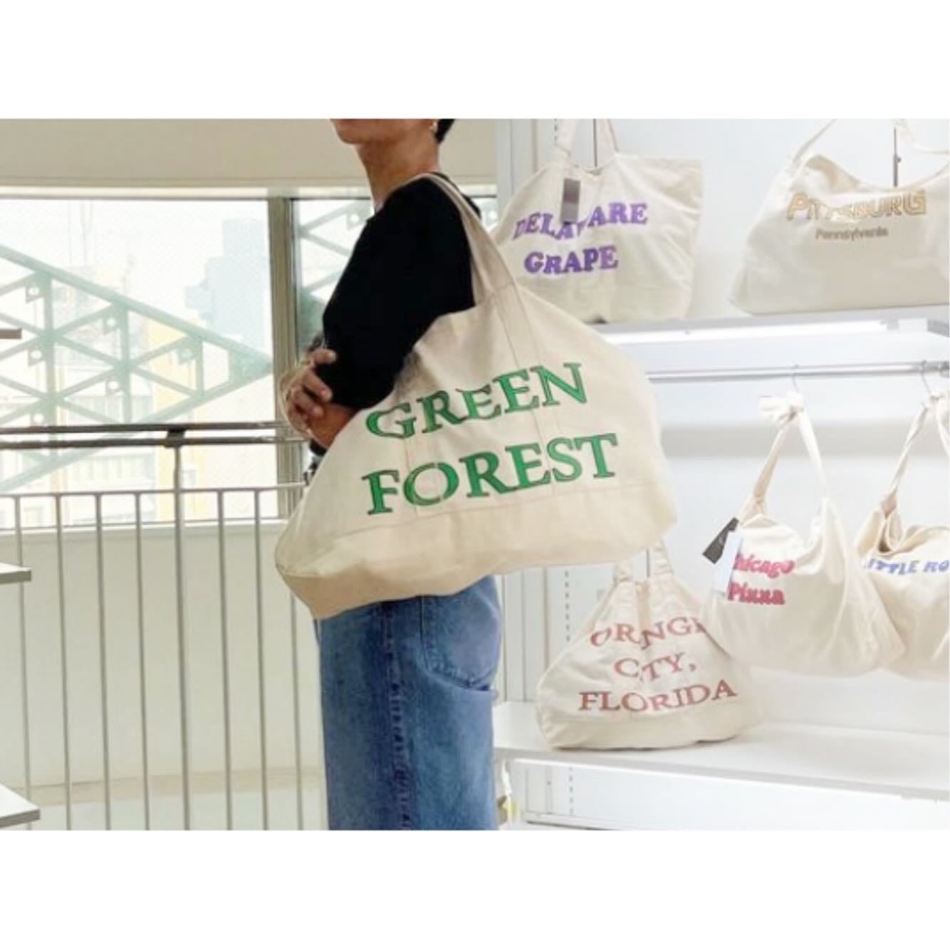 The Bagmati(バグマティ) Duck Canvas Color Logo Tote Bag