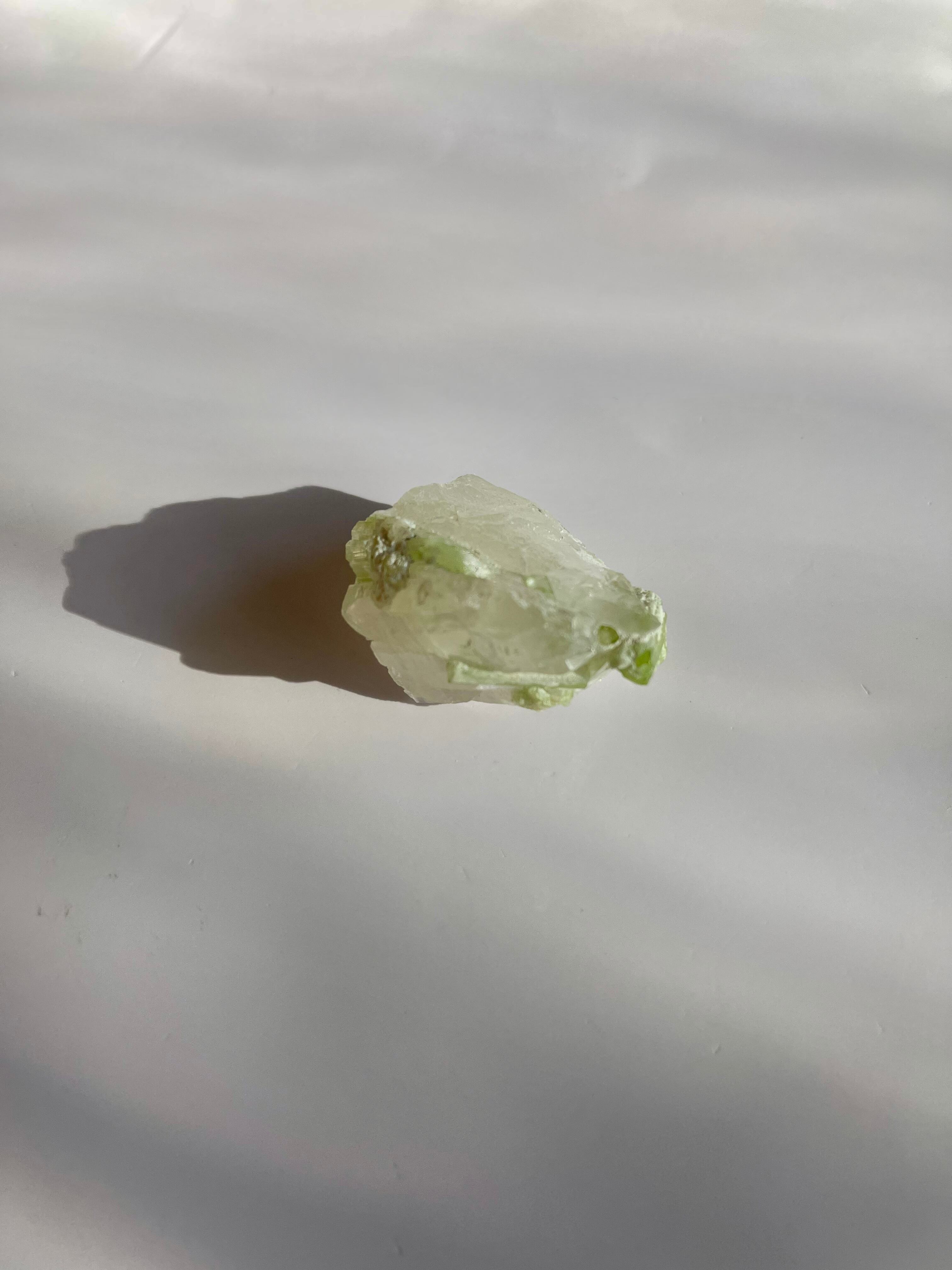 グリーントルマリンインクォーツ