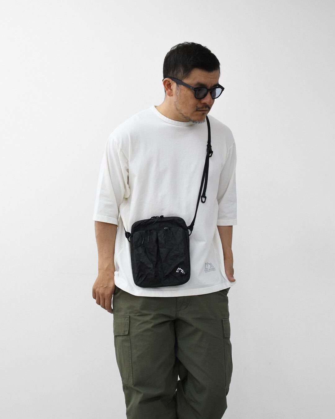CMF OUTDOOR GARMENT [コムフィアウトドアガーメント] SMART POUCH