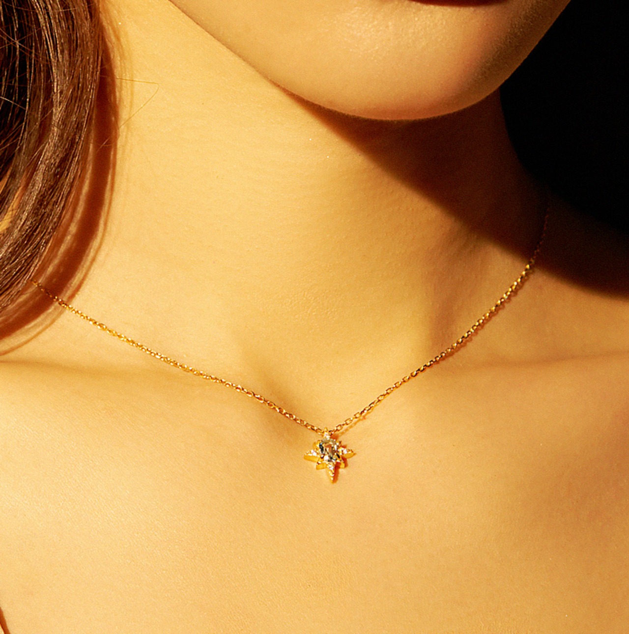 人生の道標　〜ブルートパーズ星の煌めきネックレス〜　M21027