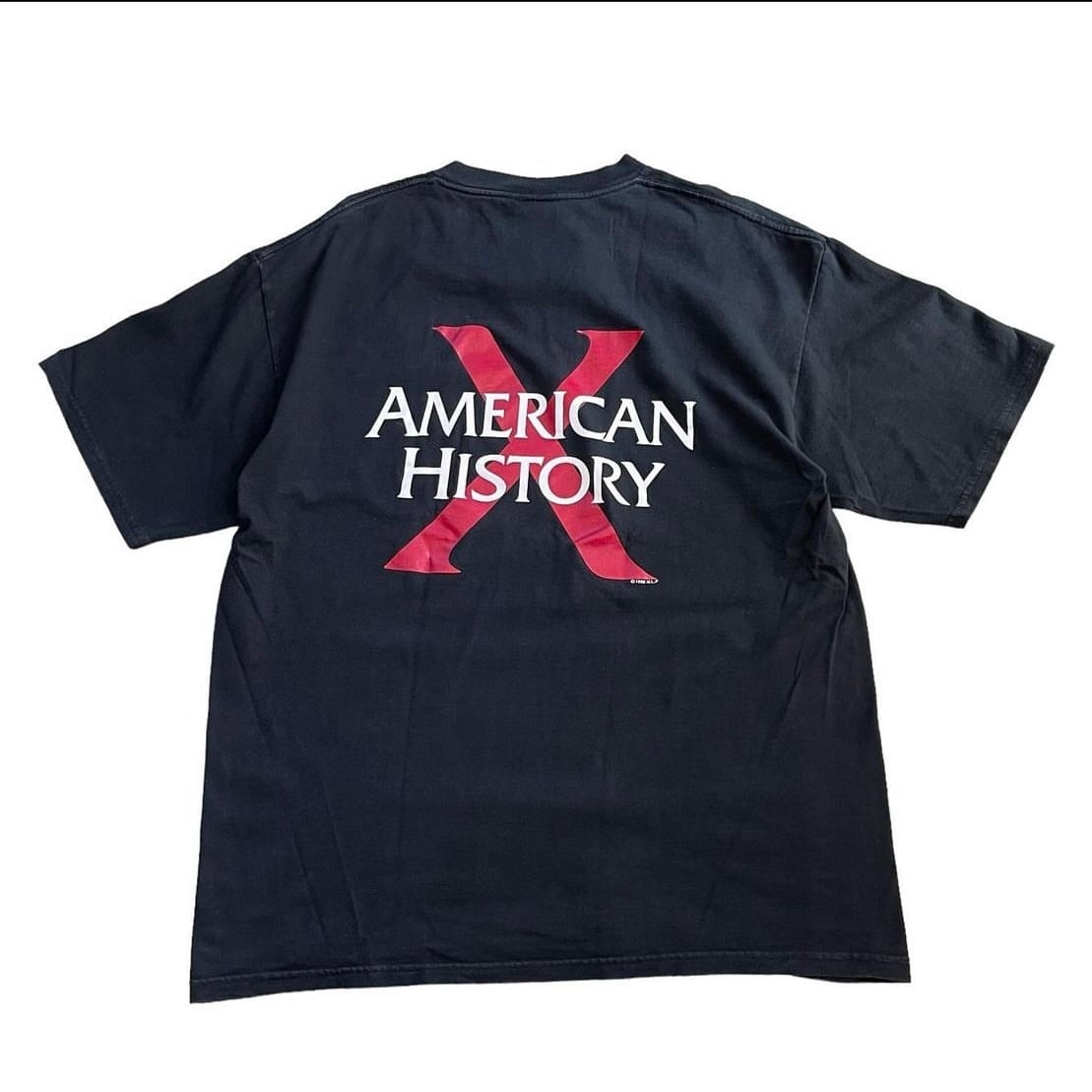 90s AMERICAN HISTORY X t-shirt | What’z up powered by BASE