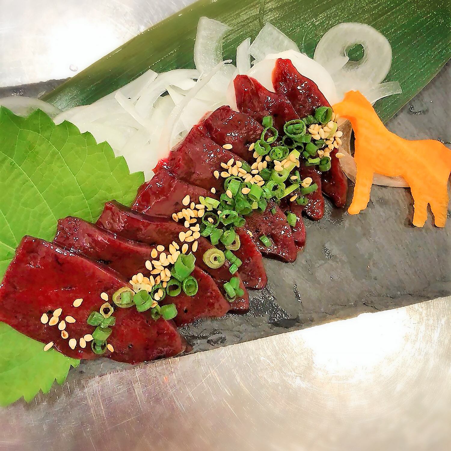 国産桜レバ刺し 100g 馬刺しの贈り物 桜すけ