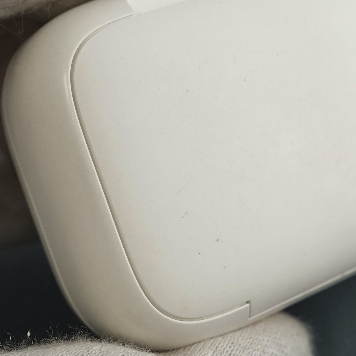 充電ケース ホワイト 使用感あり Anker Soundcore P30i 充電ケースのみ USED品 サウンドコア ワイヤレス