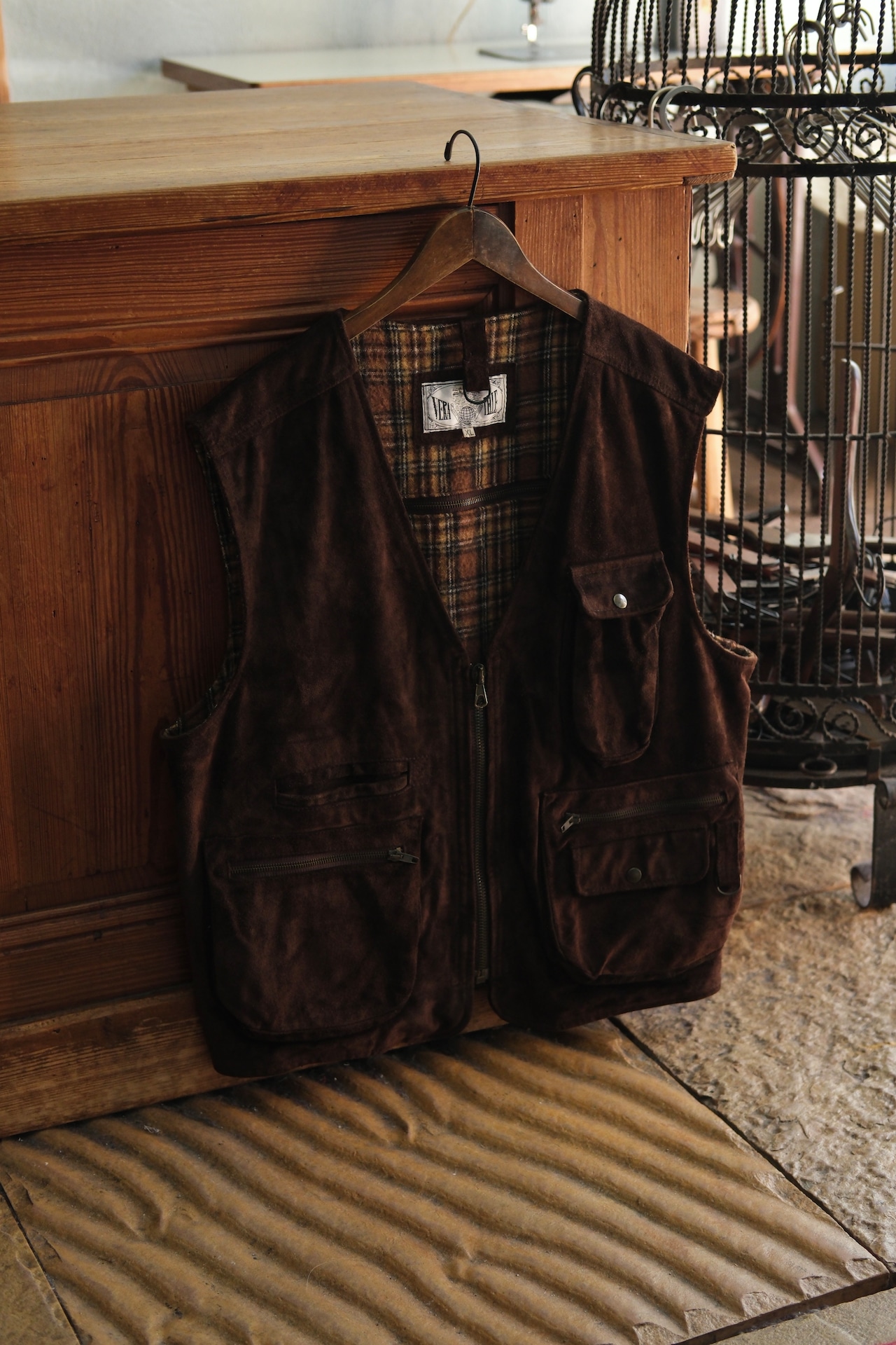 Utah/90’s “VERA PELLE” suède leather vest/made in Italy