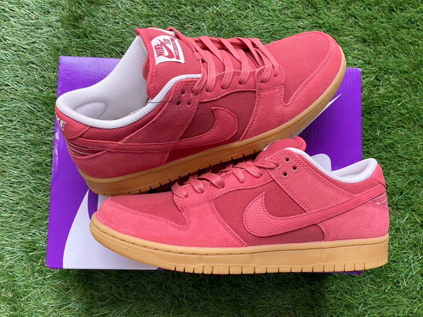 Nike SB Dunk Low (Adobe) DV5429-600