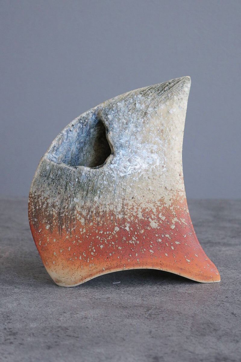 陶芸作家 樋口邦春作 青白磁流文花入 | 1点もの花器屋さん One & Only