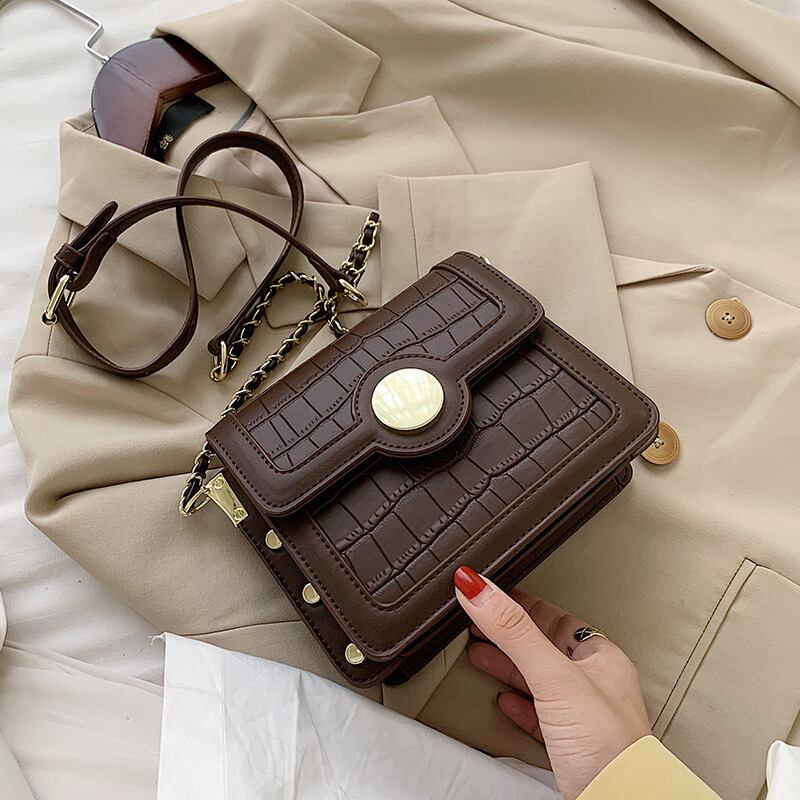 秋冬レトロスモールバッグレディースバッグ2020新しい流行のファッションネットレッドチェーンメッセンジャーバッグワイルドシングルショルダースモールスクエアバッグ Tiancai_Wing_Bag67173776242