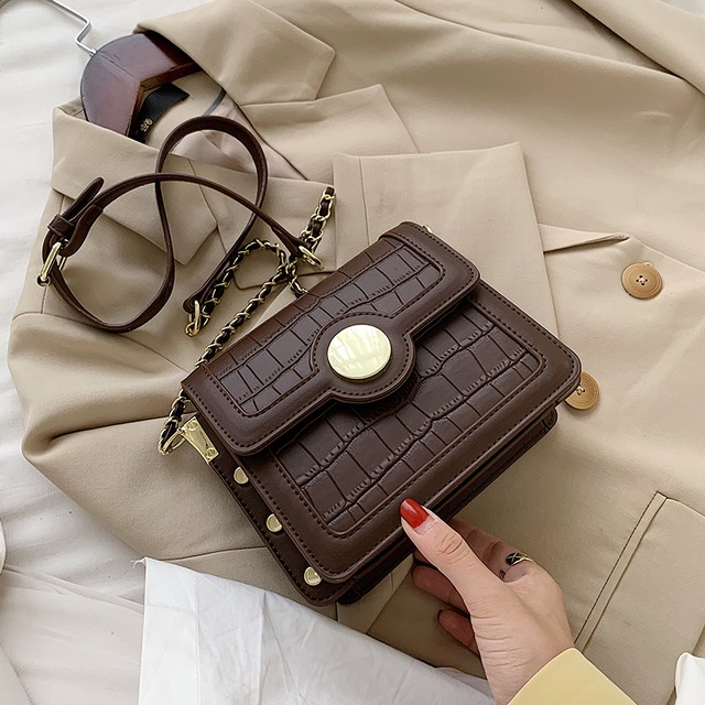 秋冬レトロスモールバッグレディースバッグ2020新しい流行のファッションネットレッドチェーンメッセンジャーバッグワイルドシングルショルダースモールスクエアバッグ Tiancai_Wing_Bag67173776242