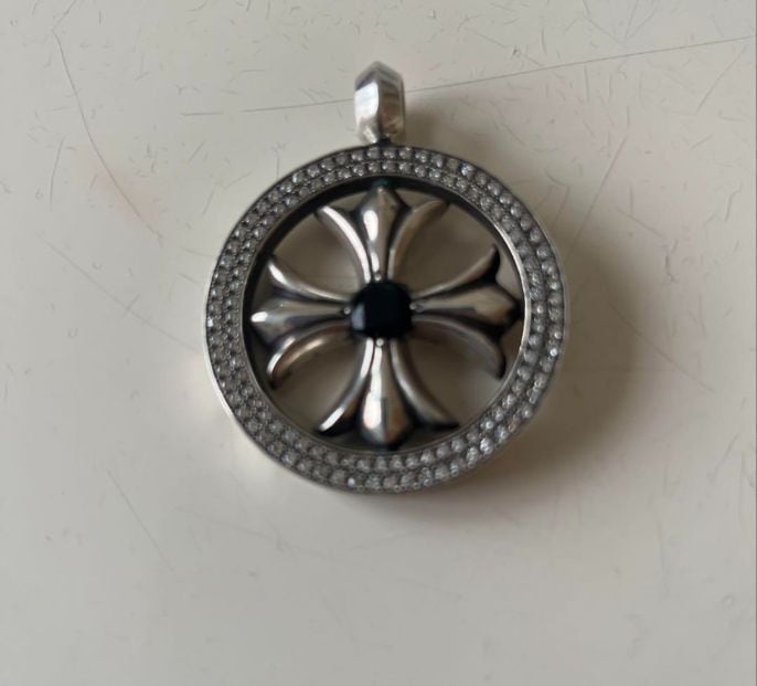 CHROME HEARTS クロムハーツ CHプラス クロス メダリオン CHROME HEARTS クロムハーツ CHプラス クロス メダリオン