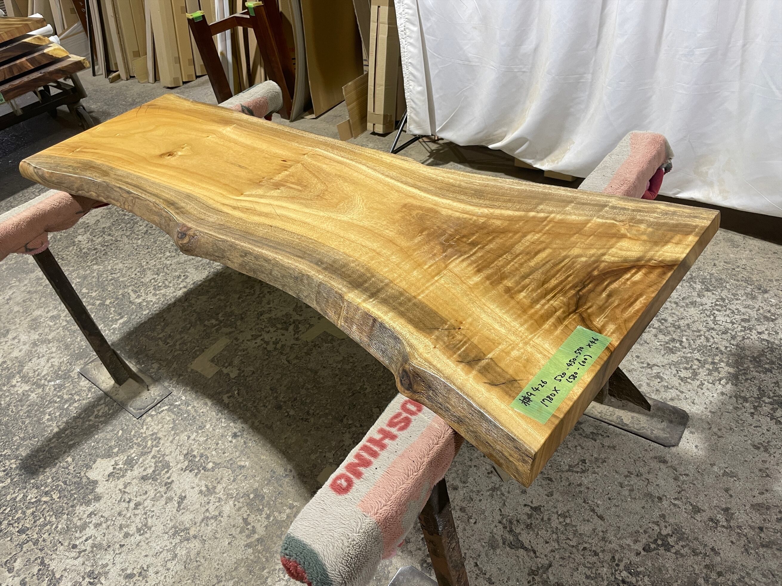クス9426 楠 一枚板無垢材 1780x520-450-570x46mm ダイニングテーブル ローテーブル センターテーブル 天板 樟 くすのき