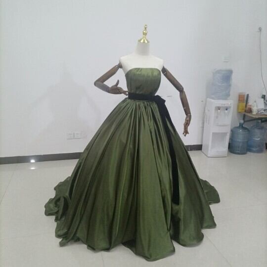 【新品未使用】CAMEOコレクティブ /ビスチェドレス 美品！深めな緑 カラードレス ソフトチュール ベアトップ