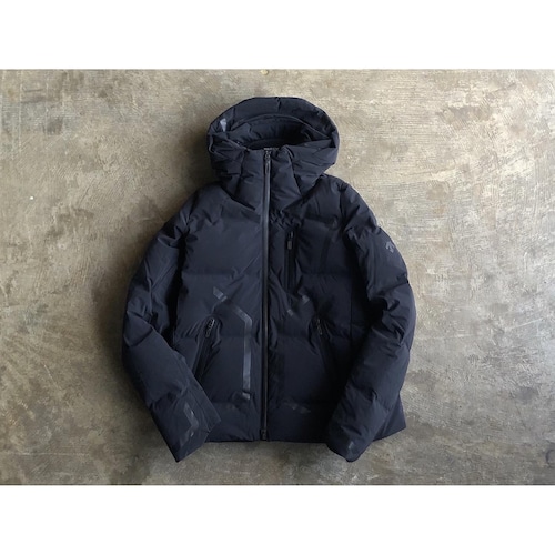 DESCENTE ALLTERRAIN (デサントオルテライン) 『STORM』MIZUSAWA DOWN  JACKET