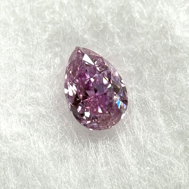 ダイヤモンド 0.036ct FANCY INTENSE PURPLISH PINK SI2 ペアシェイプ