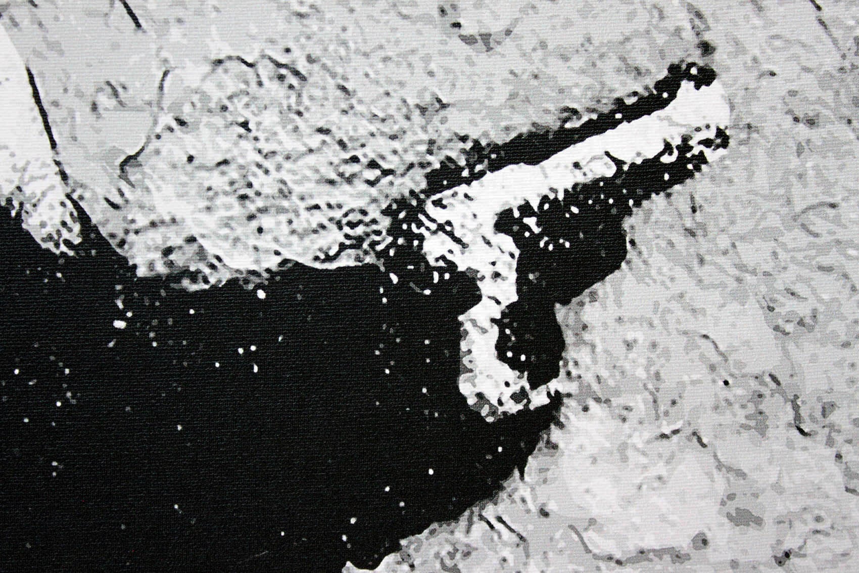 バンクシー「パンダ ガンズ/Panda With Guns」展示用フック付き