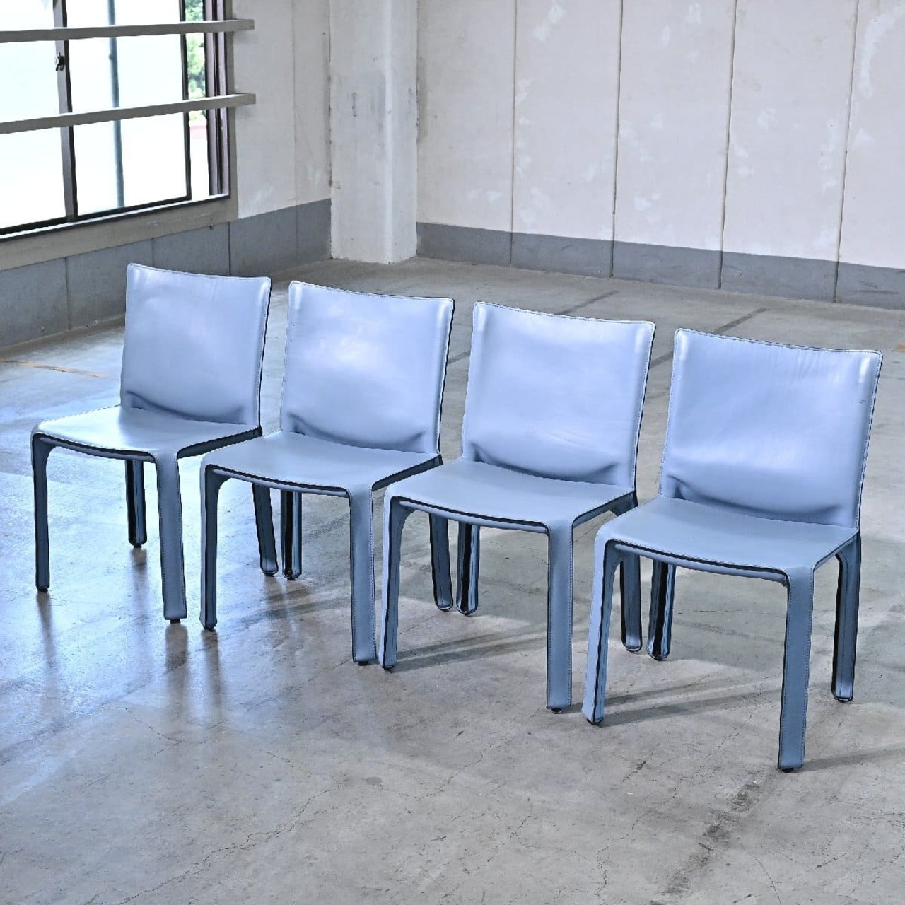 Cassina 124万「412 CAB/キャブチェア」4脚セット マリオ・ベリーニ リビング ダイニング 椅子 本革 イタリアモダン 最高級 カッシーナ【中古家具/中古インテリア/USED家具ユーズド家具/リサイクル】