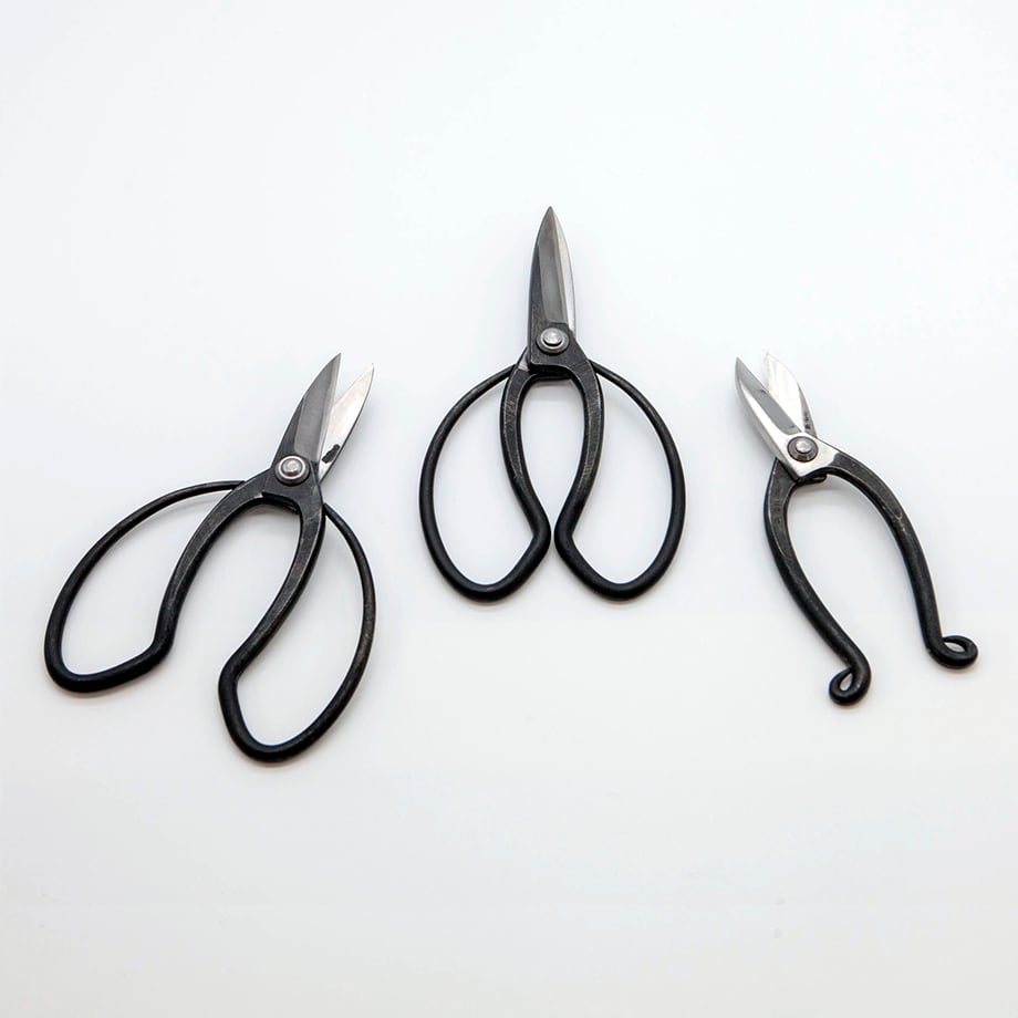 30b6713ab7a540d72bd8013a29c27e