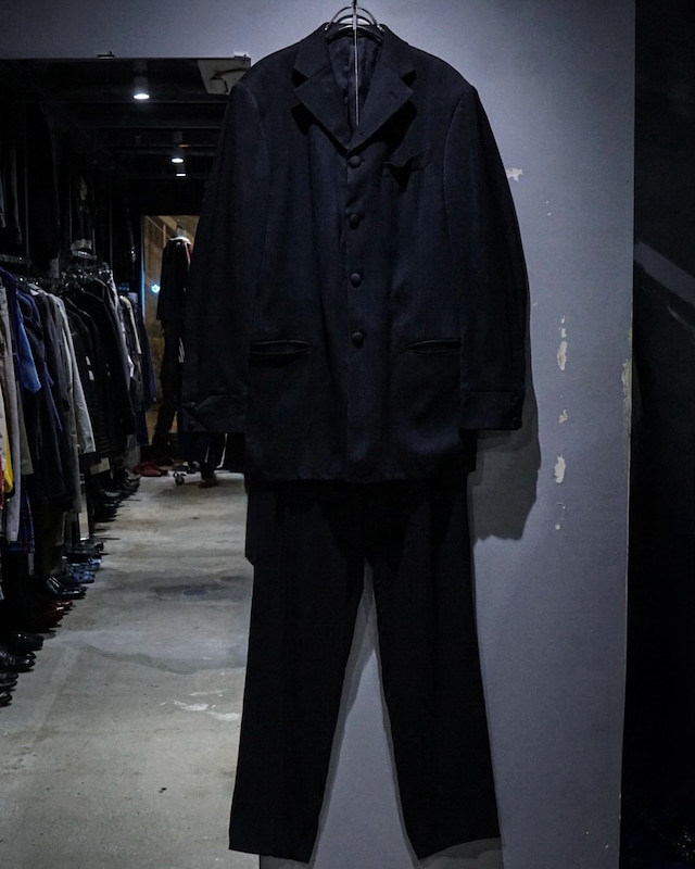 【add (C) vintage】“GIANFRANCO FERRE” Vintage Loose Setup