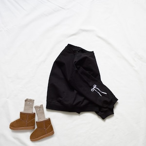 秋韓国風リボン刺しゅうトレーナー