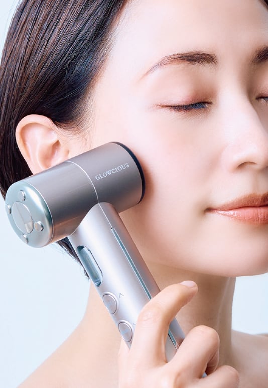 GLOWCIOUS 肌測定機能付きオールインワン美顔器 | Ante Salon(アンテ