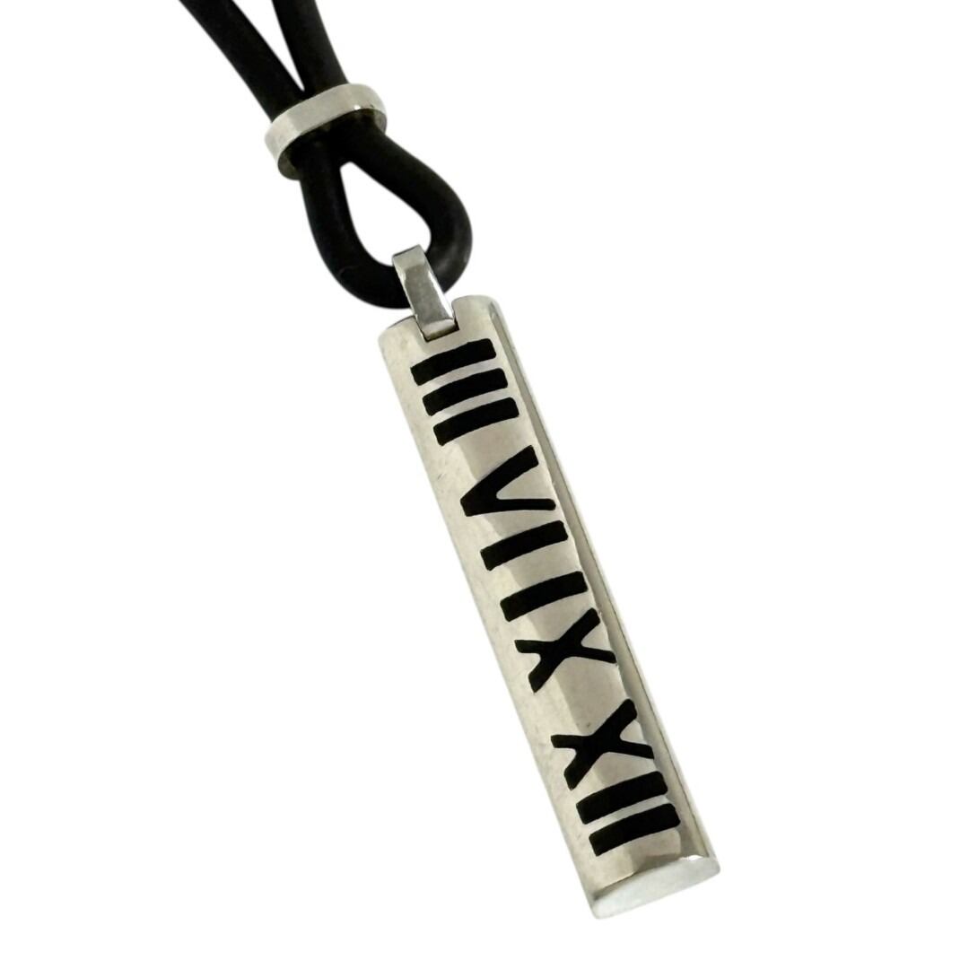 希少美品】ロエベ レディース シングル ピアス ショート レタリング