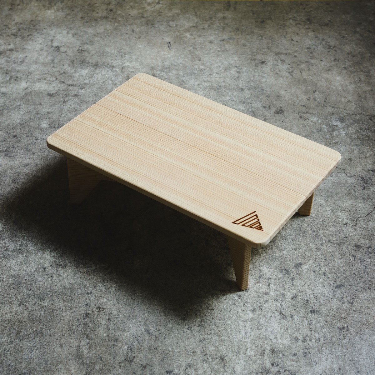 Hinoki Table | UNJOE