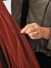 BRAHMIN(配色メロー＆配色ボウタイブラウス）