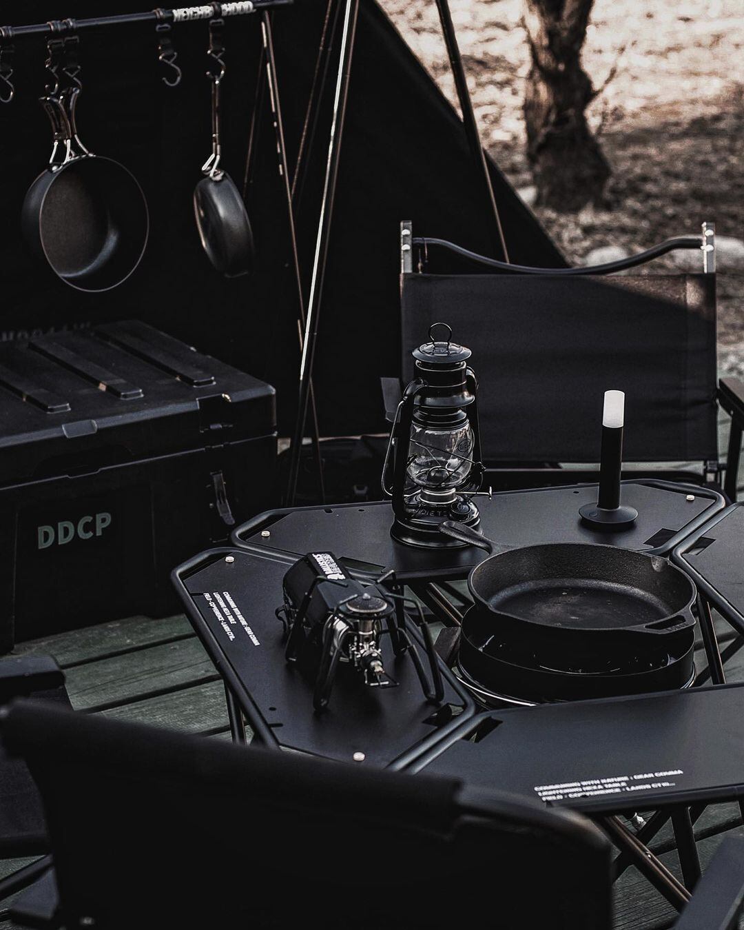 LANDS / Fire Place Table （2脚）/ BLACK EDITION | comma_nine_japan