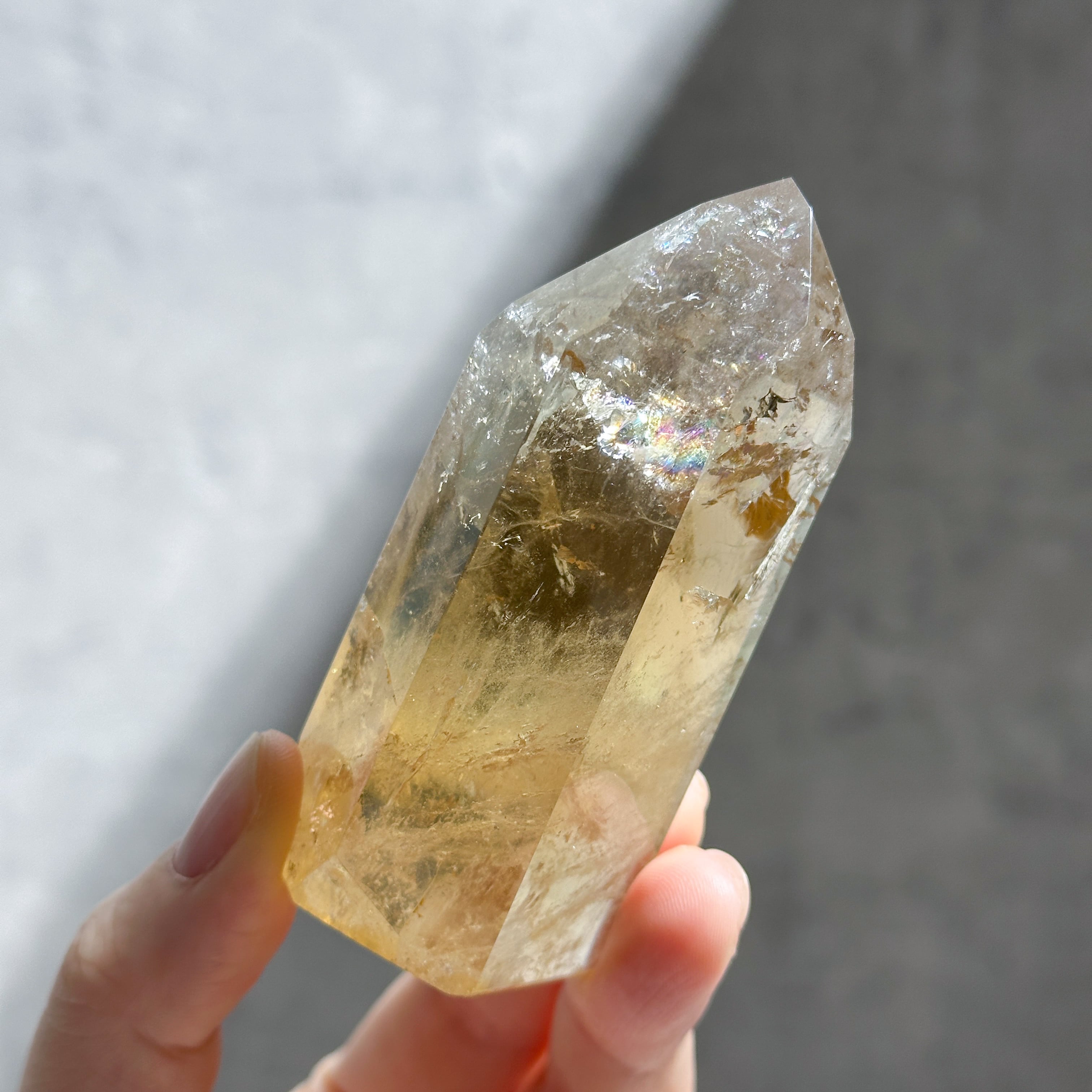 虹◎シトリン（黄水晶） フリーフォーム23◇ Citrine ◇ 天然石・鉱物