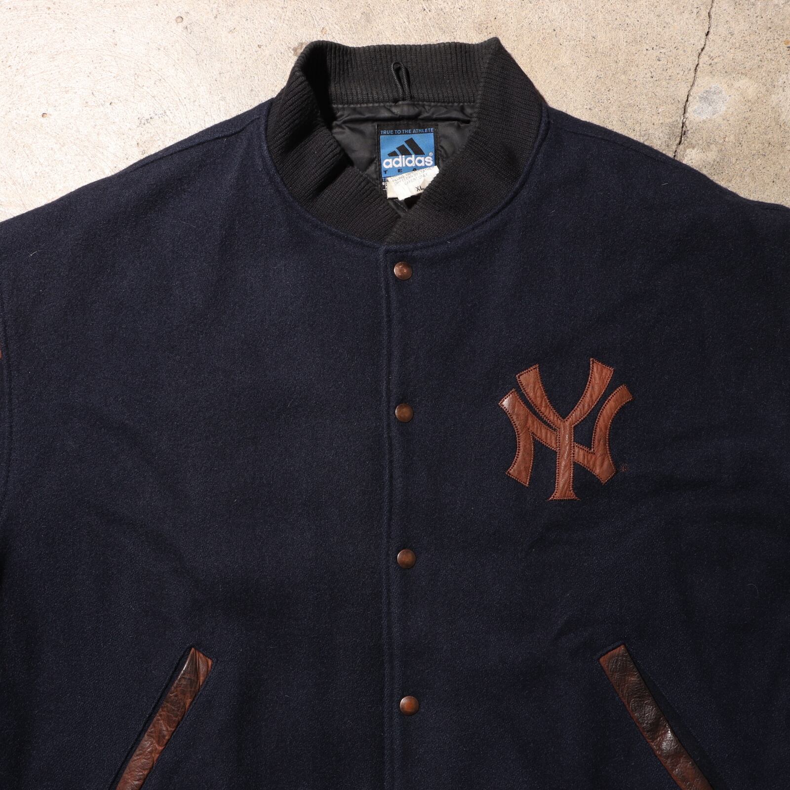 XL Adidas Yankees 刺繍 スエードレザー スタジャン ヤンキース 