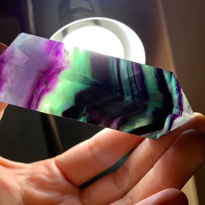 N.56 ポイント　プチエンジェルフェザー有　濃いグラデーションフローライト