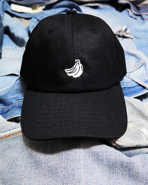 BANANA EMBROIDERED CAP