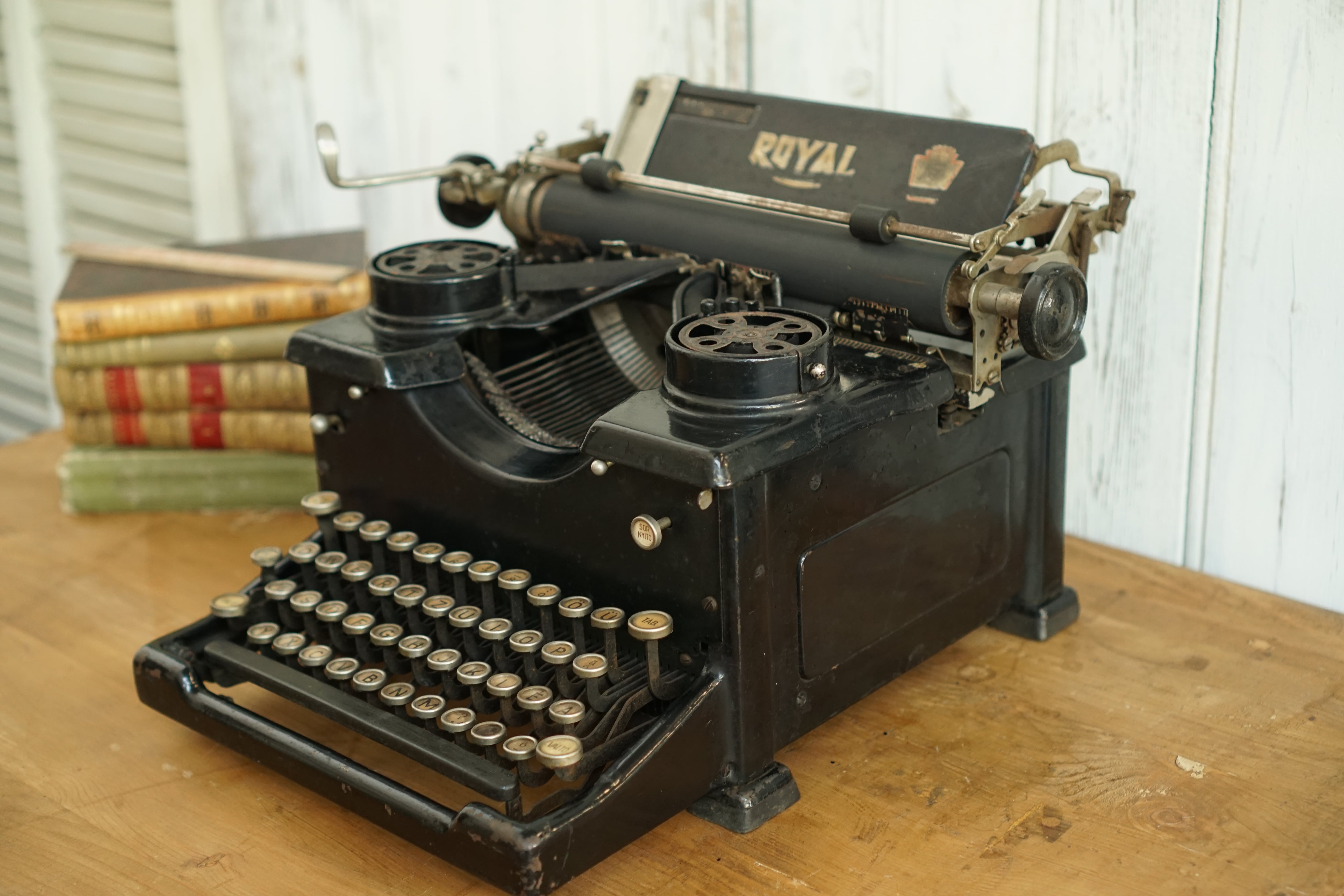 Royal タイプライター No 10モデル Hu14 108 Brocante Momo ブロカントモモ アンティーク ブロカント ヴィンテージ ミッドセンチュリー Royal タイプライター No 10モデル Hu14 108 Brocante Momo ブロカントモモ アンティーク ブロカント ヴィンテージ ミッドセンチュリー