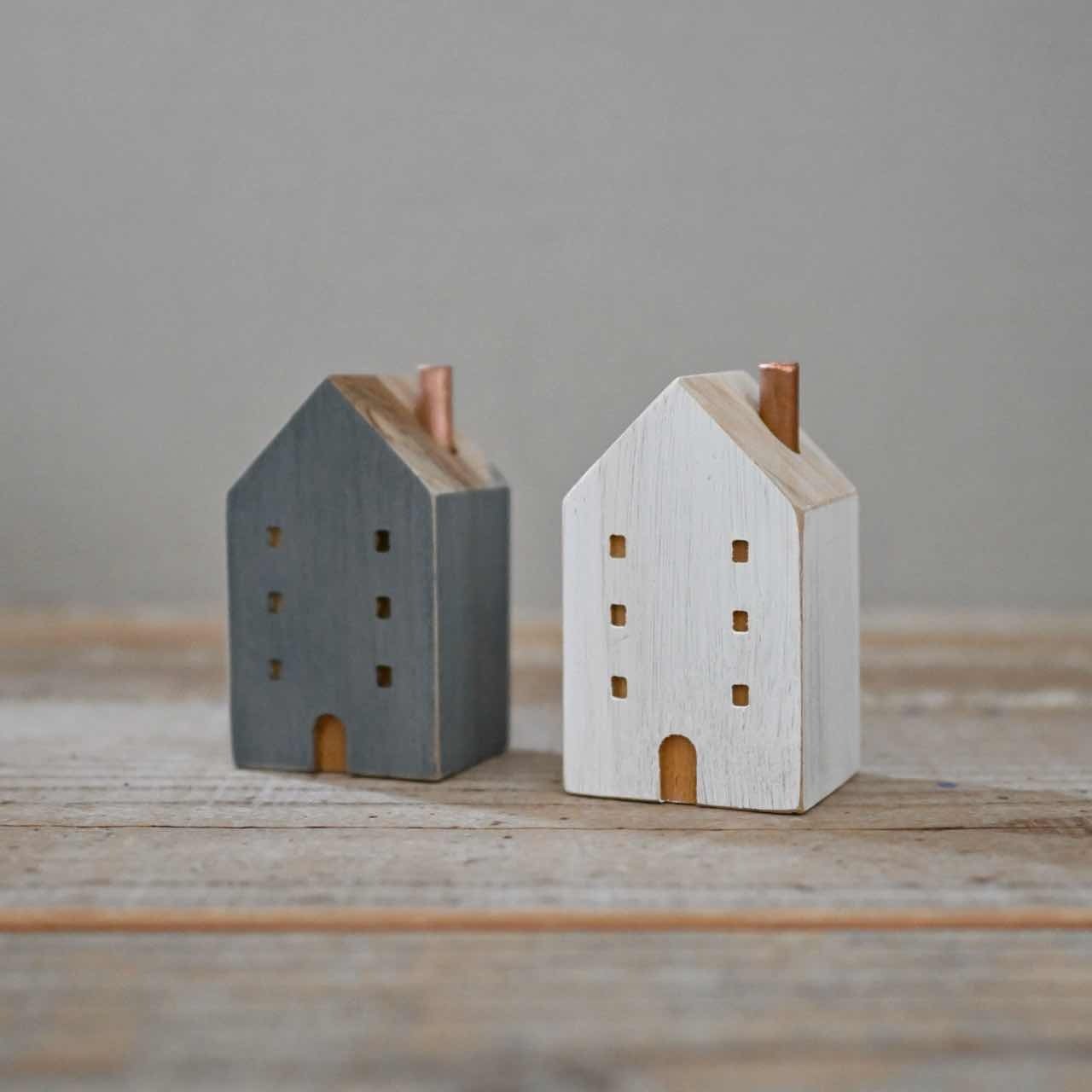 【 再入荷 】ちいさな家のオブジェ Flower house with chimney A|木製 インテリア 雑貨