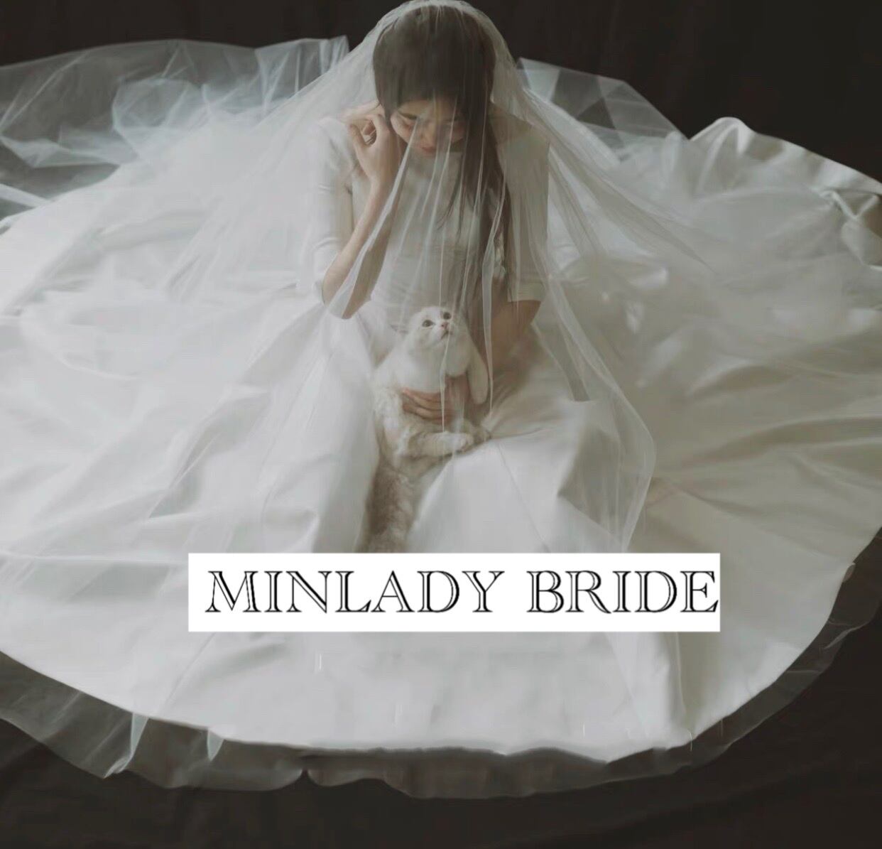 N*i様 ウェディングドレス　バックリボン　ボリュームホワイト 結婚式 披露宴 楽天市場】ウェディングドレス ウエディングドレス 白 オフホワイト