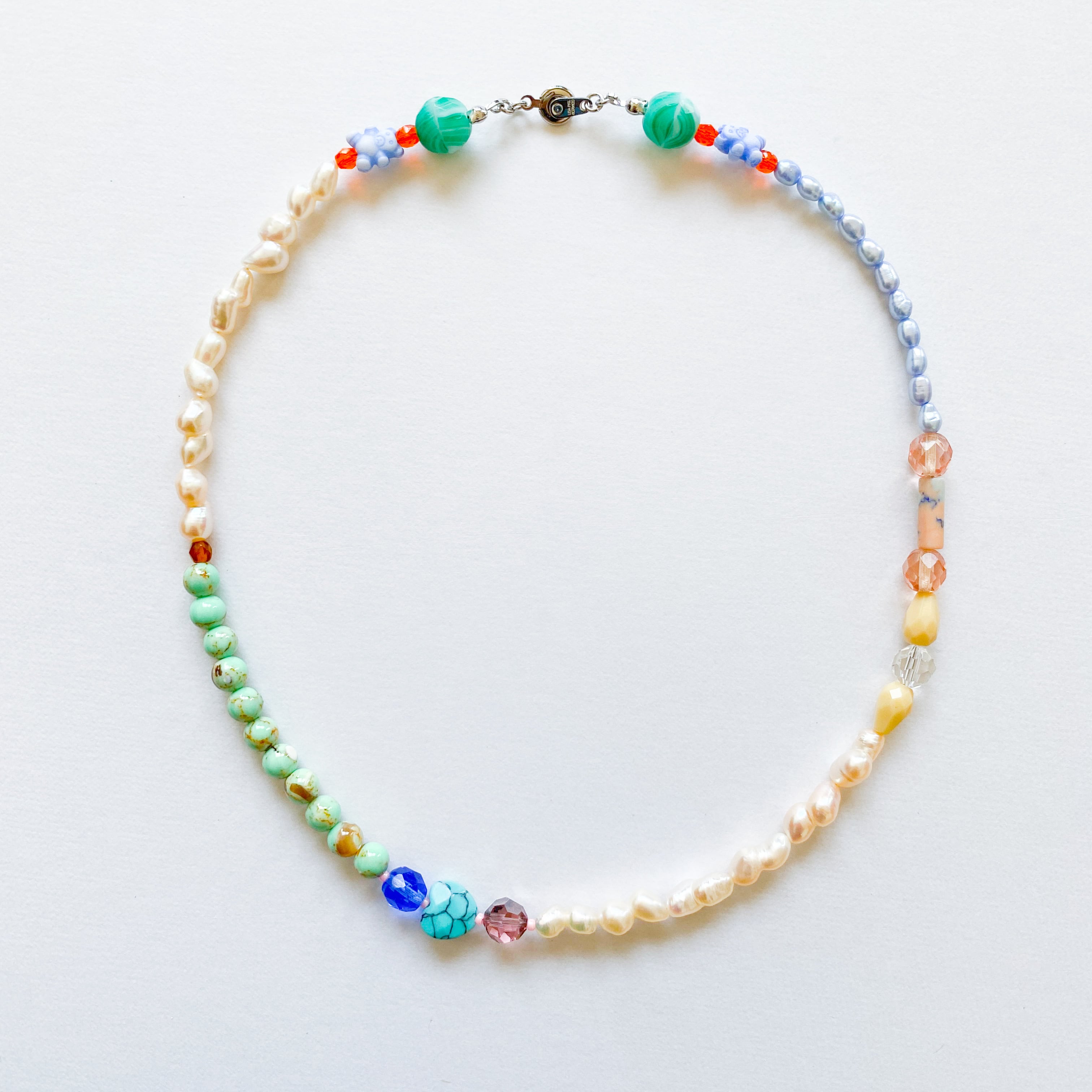 淡水パールとビーズのネックレス